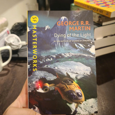 Sách - SF Masterworks Dying of the Light by George R R Martin - Sci_Fi - Fantasy/ Khoa học viễn tưởng/ English Book