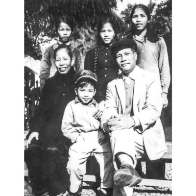 Những Câu Chuyện Về Đại Tướng Nguyễn Chí Thanh 