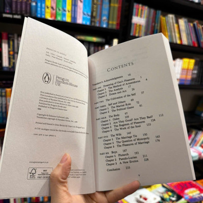 Sách - The History of Sexuality: Volume 3: The Care of the Self (Penguin Modern Classics)