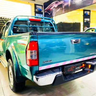 Bộ Đèn Hậu ISUZU DMAX 2.5 DMAX 3.0 P21/5W (2003-2012) [OE: 897234750]