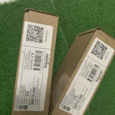 Cảm biến áp suất 0-10 bar , out 0-10 Vdc Schneider SPP110  | Chính hãng |