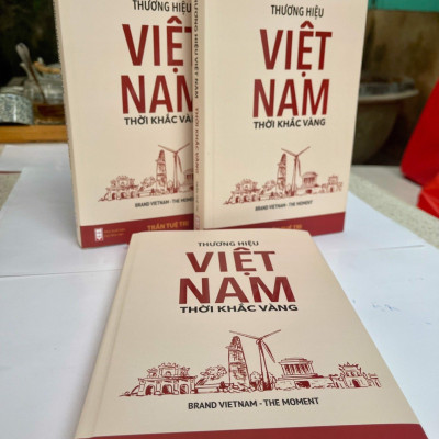 Thương hiệu Việt Nam - Thời khắc vàng (BRAND VIETNAM THE MOMENT)