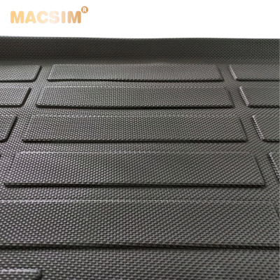 Thảm lót cốp xe ô tô Toyota Veloz / Avanza 2022 nhãn hiệu Macsim chất liệu TPE cao cấp màu đen