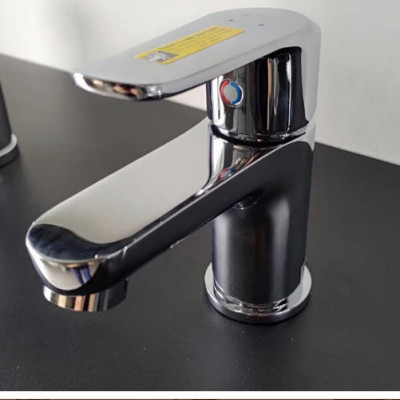 Vòi chậu rửa mặt lavabo INAX LFV-2012S nóng lạnh - Hàng chính hãng