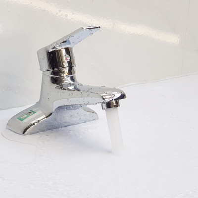 Vòi Lavabo nóng lạnh 2 chân Đồng mạ Chrome Eurolife EL-AZA03-1 (Trắng bạc)
