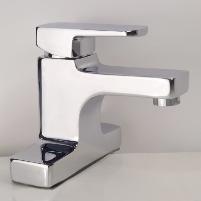 Vòi Lavabo nóng lạnh 2 chân Đồng mạ Chrome Eurolife EL-DAISY 03 (Trắng bạc)