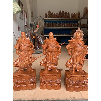 Tượng quan công sách đao trấn ải bằng gỗ hương đá kt cao 40×16×11cm