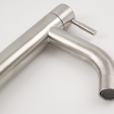 Vòi lavabo lạnh Inox SUS 304 Eurolife EL-LL123