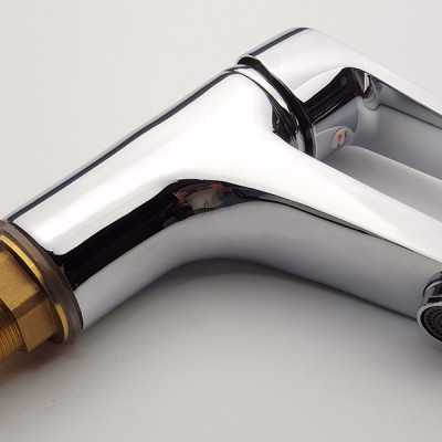 Vòi lavabo nóng lạnh Eurolife EL-3002 (Trắng bạc)