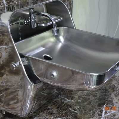 Lavabo gấp gọn