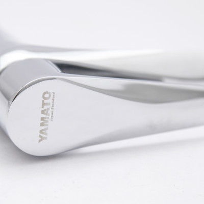 Vòi chậu rửa (lavabo) nóng lạnh Yamato LN01G