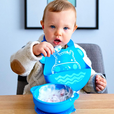 Thìa tập ăn silicon cho bé Palm Grasp Marcus & Marcus, từ 12 tháng