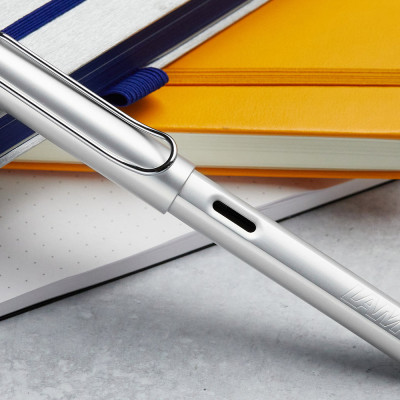 Bút máy LAMY al-star white silver