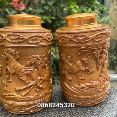 Hộp đựng trà (chè) khắc bát mã bằng gỗ ngọc am thơm nức kt cao 20×12×12cm 