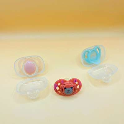 Hộp Đựng Ty Ngậm Trong Suốt Tommee Tippee - Loại Đơn, Đựng Được 1 Ty Ngậm Bất Kỳ