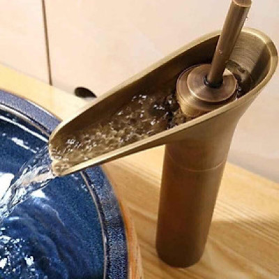 Vòi rửa mặt, vòi rửa lavabo nóng lạnh tân cổ điển đồng thân cao cao cấp nhập khẩu chính hãng GROVES chảy máng 8602