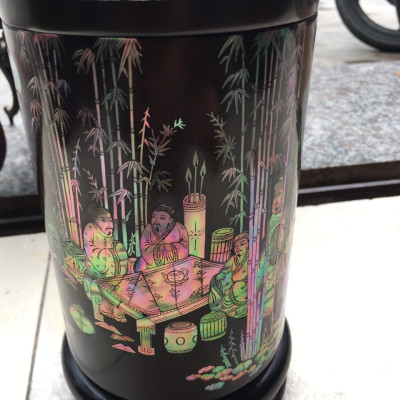 HỘP ĐỰNG TRÀ CHÈ BẰNG GỖ TRẮC ĐỎ ĐEN KẾT HỢP VỚI KHẢM ỐC ĐỎ KT 21×11.5CM