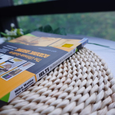 The Ultimate Guide To Academic Reading (Bộ Sách Ielts Mike) (Tặng Bookmark PL)