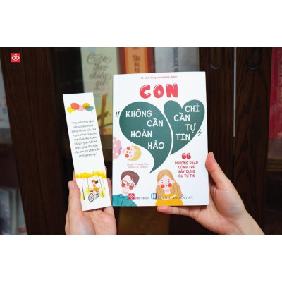 Sách - Con không cần hoàn hảo, con chỉ cần tự tin - Đinh Tị Books