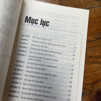 TƯ DUY NHƯ NHÀ TÂM LÝ HỌC – Nắm bắt hoạt động của tâm trí con người – Anne Rooney – Nguyễn Thị Thanh Hằng và Phạm Công Thành dịch – Nhã Nam – NXB Thế Giới (Bìa mềm)