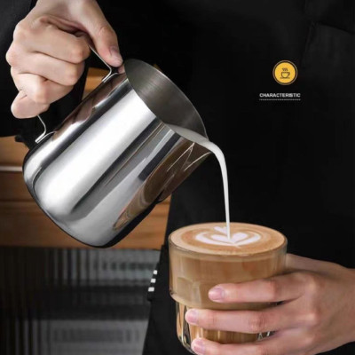 Ca đánh sữa pha chế đồ uống dành cho nhà hàng khách sạn quán bar  - ca inox 304 đánh sữa có quai, chia vạch CNC dõ nét chính sác dành cho cà phê Cappuccino/Latte