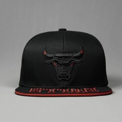 Nón hiphop, mũ snapback Bulls trâu đỏ phối vải kaki thời trang đường phố siêu đẹp