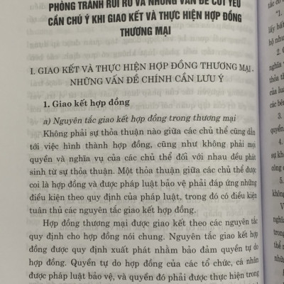 Pháp luật về hợp đồng trong thương mại và đầu tư