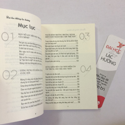 Kim Chỉ Nam Dành Cho Bạn Trẻ: Đại Học Không Lạc Hướng có bookmark