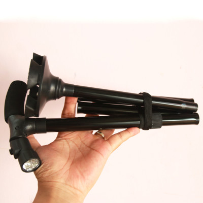 Gậy cho người già chống trượt có đèn Led 