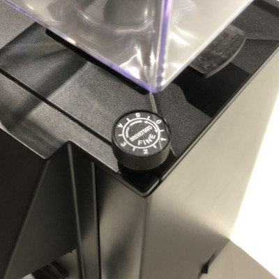 Máy xay cà phê Eureka Mignon Manuale 50 15BL - Hàng nhập khẩu từ Ý