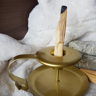 Đĩa đế cắm palo sant phong cách Châu Âu