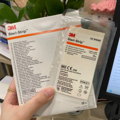 Miếng dán thay chỉ khâu da Steri-Strip R1546  6mm x 100mm (1/4IN x 4IN)