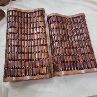 Gối Công Thái Học , Gối Hạt Gỗ Hương - Kích Thước 43cmx24cmx8/4cm ( video , hình thật ) 