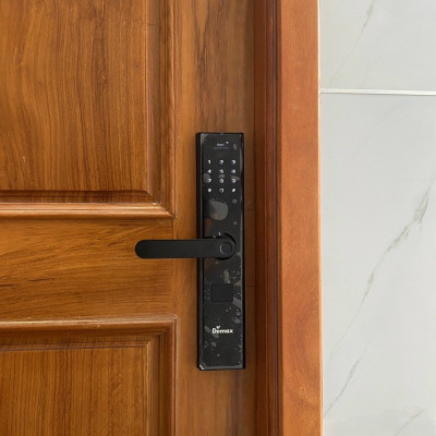 Khóa vân tay thông minh DEMAX SL638 BN