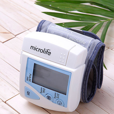 Máy Đo Huyết Áp Cổ Tay Microlife 3BU1-3