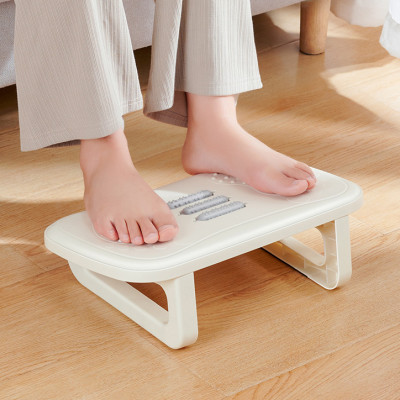 Ghế gác chân công thái học chân vuông tích hợp massage loại tốt mẫu mới 37x23x12 (Tặng kèm quà ngẫu nhiên)