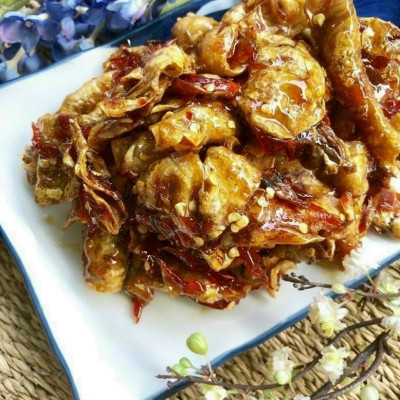 Mực rim sa tế đã chế biến ăn liền hộp 250 gram là món ăn ngon ơi là ngon của shop Đặc Sản Biển Phan Thiết NGỌC DŨNG. Hạn sử dụng 6 tháng kể từ ngày đặt hàng