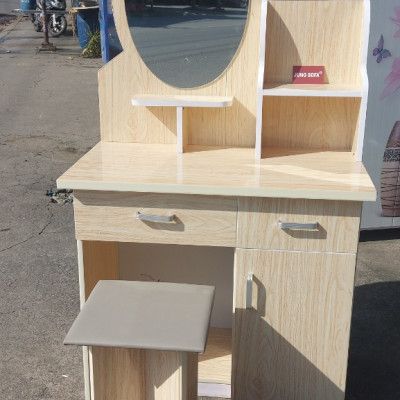 Bàn trang điểm Tundo nhựa màu gỗ sồi ngang 80 cm x cao 1m5 x sâu 45 cm tặng kèm ghế