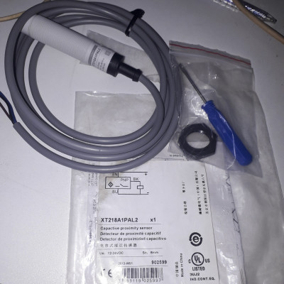 XT218A1PAL2 Cảm biến tiệm cận điện dung | Chính hãng |