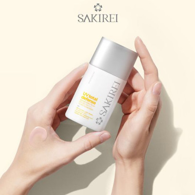 Combo Chống nắng Sakirei SPF 50+ PA++++ & Kem dưỡng phục hồi da Sakirei NMN Revitalize