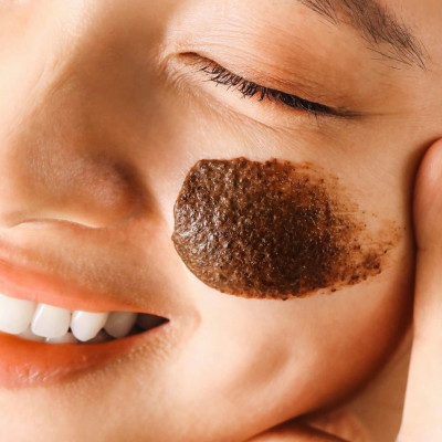 Combo Cà phê tẩy da chết da mặt Cocoon 150ml + Son tẩy da chết môi Cocoon 5g