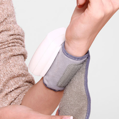 Máy Đo Huyết Áp Cổ Tay Microlife 3BU1-3