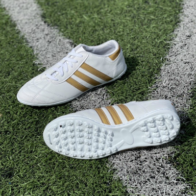 Giày đá banh,giày đá bóng sân cỏ nhân tạo đã khâu đế 3 sọc màu trắng