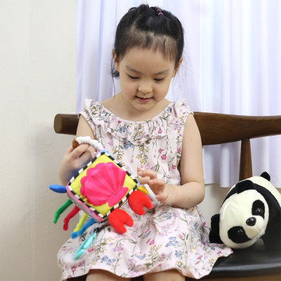 Đồ Chơi Montessori Khối Vải Xúc Xắc Luyện Kỹ Năng Nhiều Chủ Đề