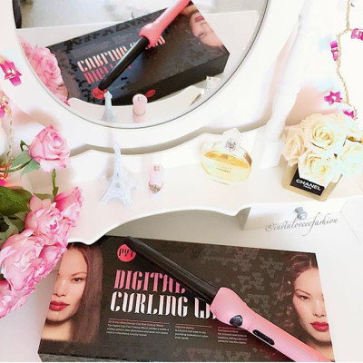 Máy Uốn Màn Hình LCD + Lõi Sứ Phủ Tourmaline PYT Digital Curling Wand Size 25/18mm - Màu Hồng - Nhiệt Hồng Ngoại Xa