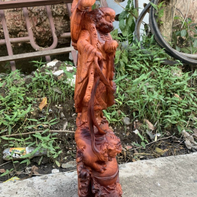 Tượng phật đạt ma sư tổ bằng gỗ hương tô mầu giả cổ kt cao 60