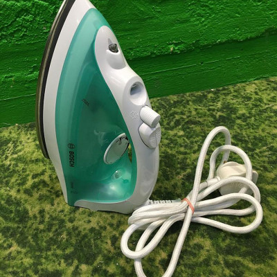 Bàn Ủi Hơi Nước Bosch TDA2301GB (2000W) - Hàng chính hãng