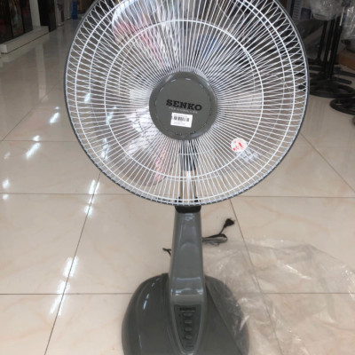 Quạt Lửng Ống Sắt Senko LS103 - Màu ngẫu nhiên - Hàng Chính Hãng