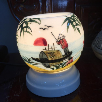 Đèn mini xông tinh dầu Bát Tràng vẽ cảnh