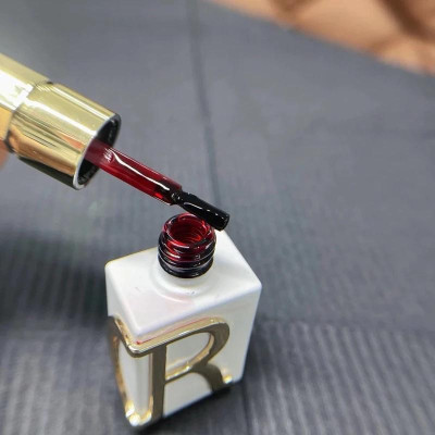 Sơn Thạch Đỏ Rượu Vang CR Số 10 Chai 15ml Cao Cấp Dirse Đỏ Vang Rực Rỡ Làm Nail Không Quá Đặc, Lên Màu Chuẩn Nữ